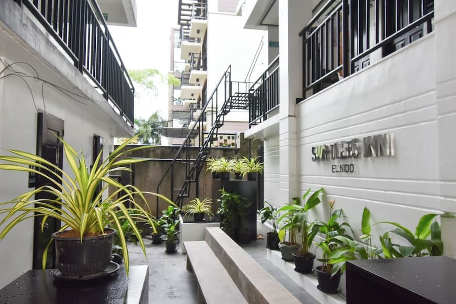 Swiftlets Inn