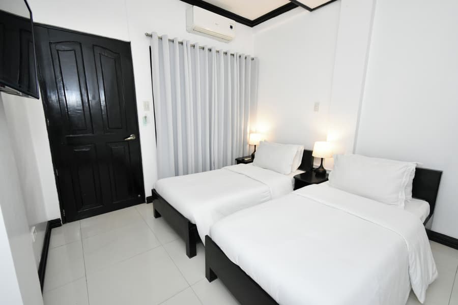 Swiftlets Inn