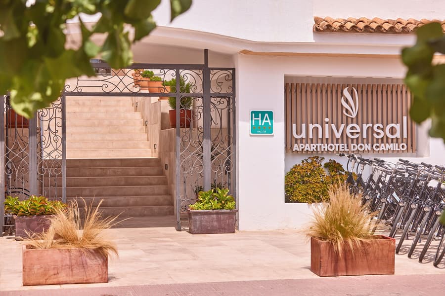 Universal Aparthotel Don Camilo