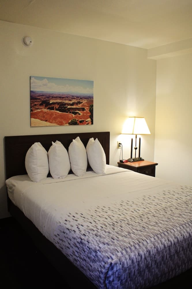 Bowen Motel