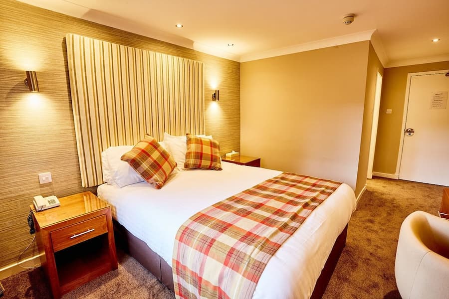 Abbotsford Hotel
