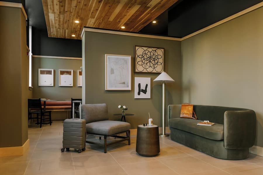 Sosuite at The Ovation - Avenue of The Arts