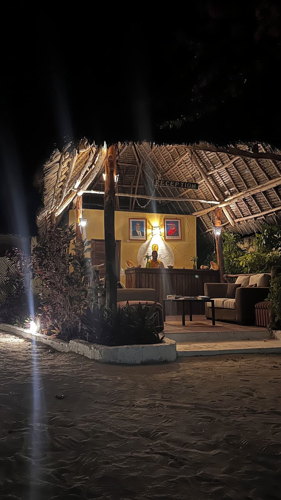 Moayana Liora Zanzibar
