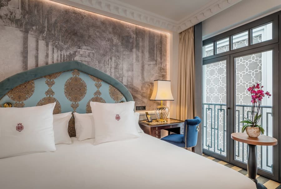 Gran Hotel Claridge Granada - Preferred Hotels & Resorts