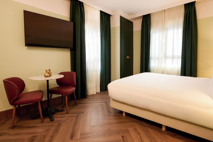 Honest Hotel Granada