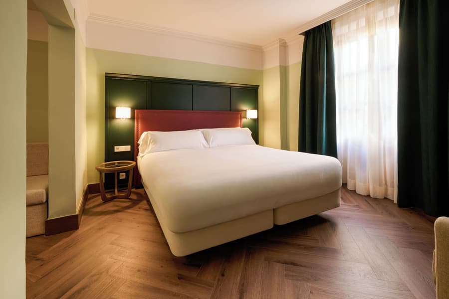 Honest Hotel Granada