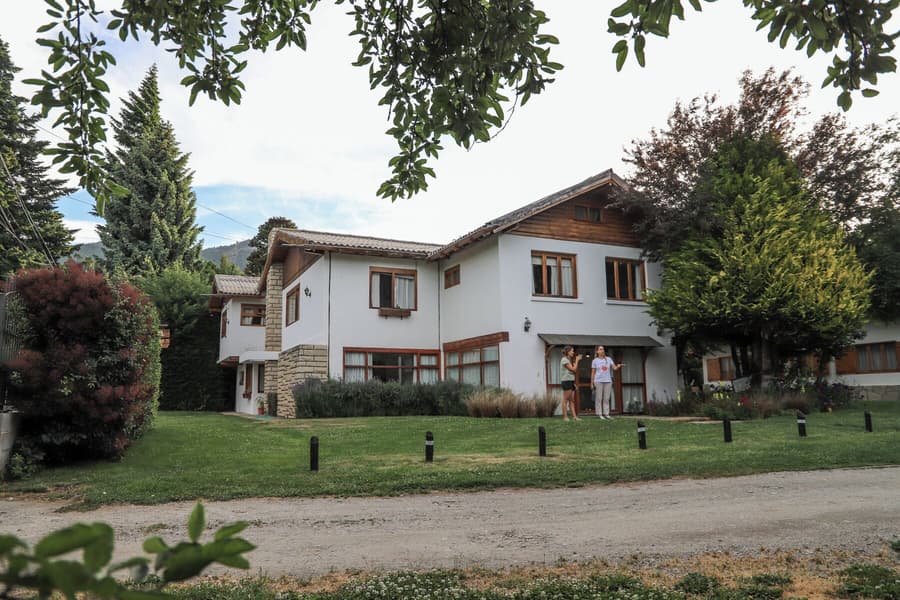 Hostería & Apart Hotel Carelhue