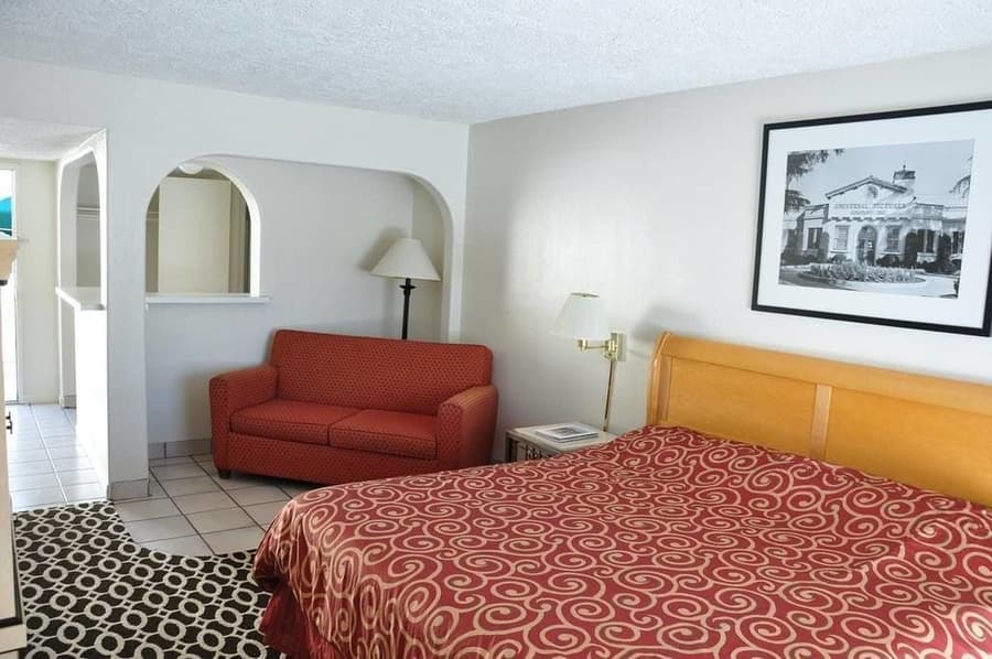 Delos Reyes Palm Springs