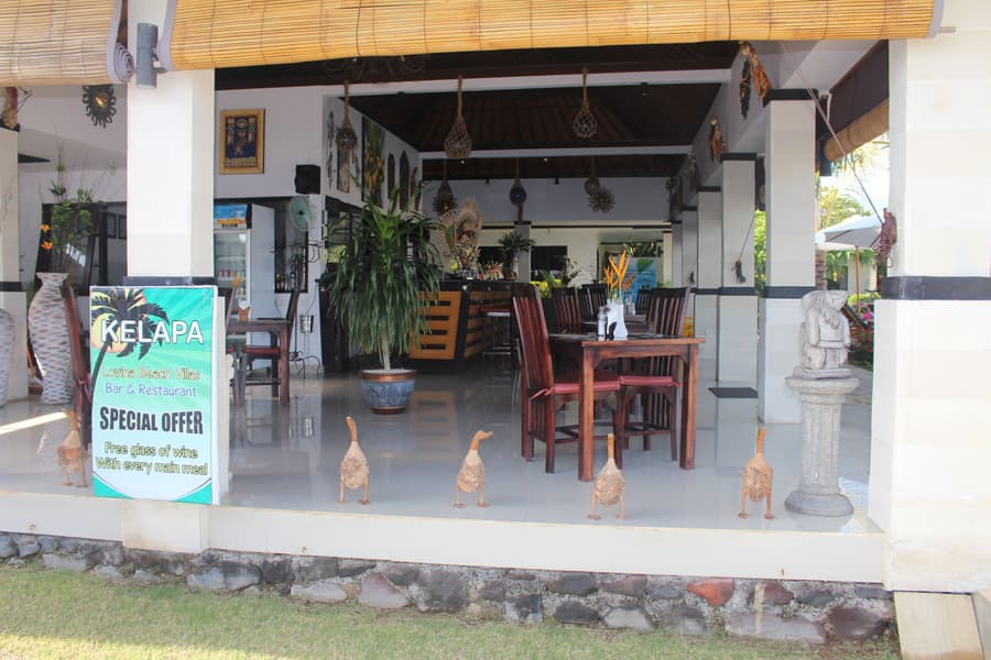 Kelapa Lovina Beach Villas