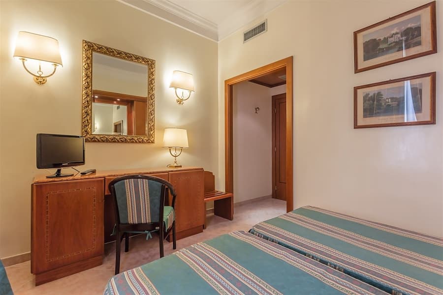 Raeli Hotel Luce