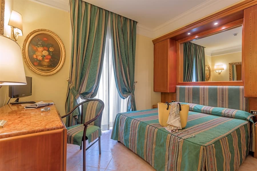 Raeli Hotel Luce