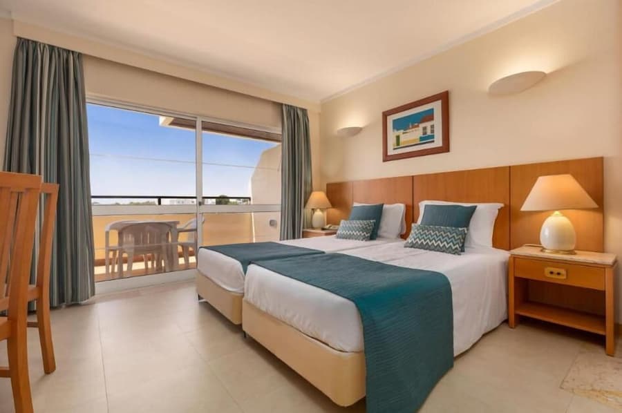 Interpass VAU Hotel & Apartaments