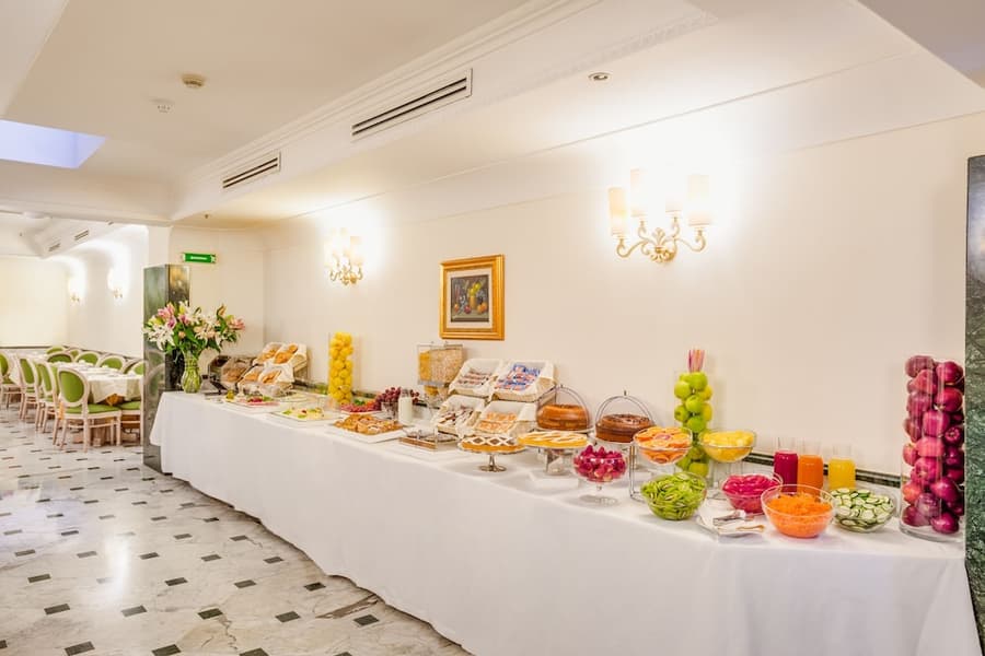 Raeli Hotel Regio
