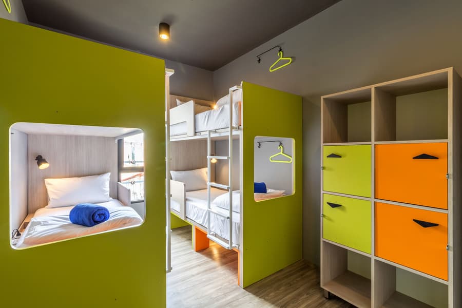 iSanook Hostel