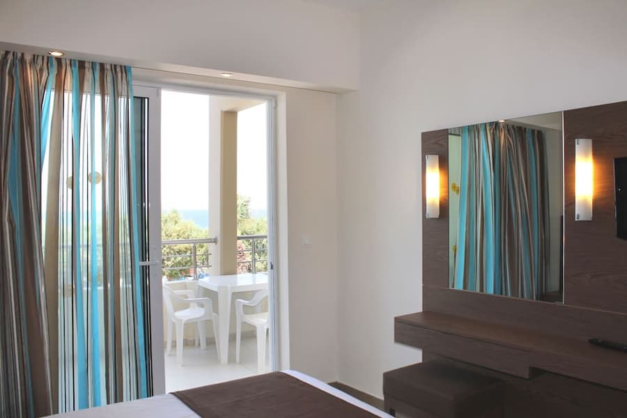 Sea Melody Beach Hotel & Apartments