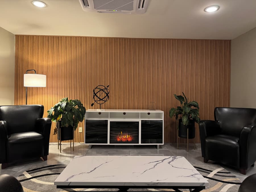 Anchor Inn & Suites, BW Signature Collection