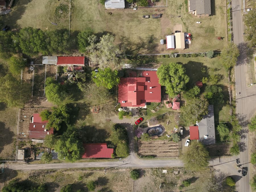 Red Horse Bed and Breakfast