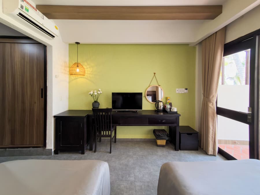 Sunshine Beach Resort