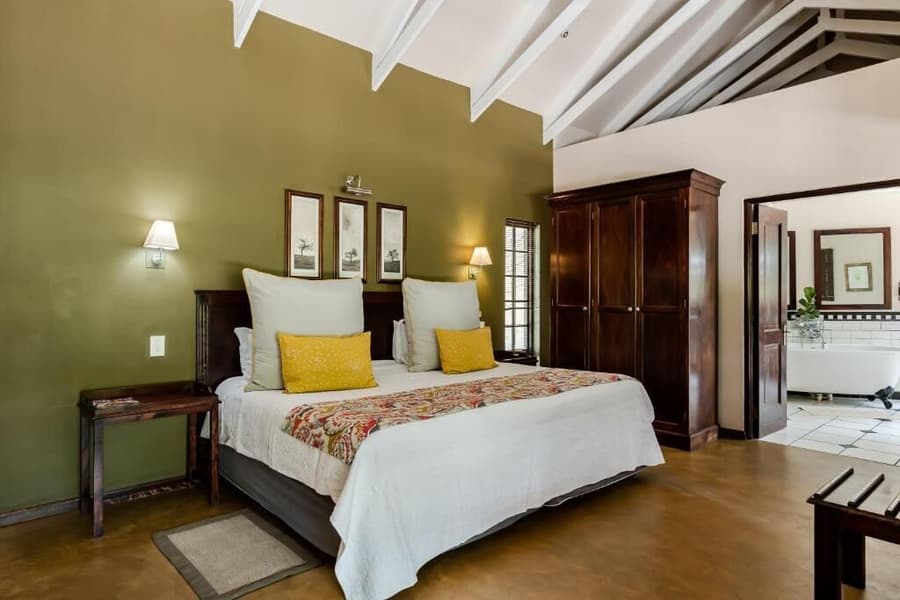 Perry's Bridge Hollow Boutique Hotel
