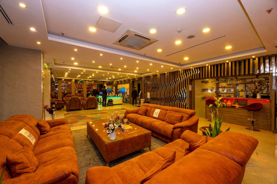 Grand Palace Hotel