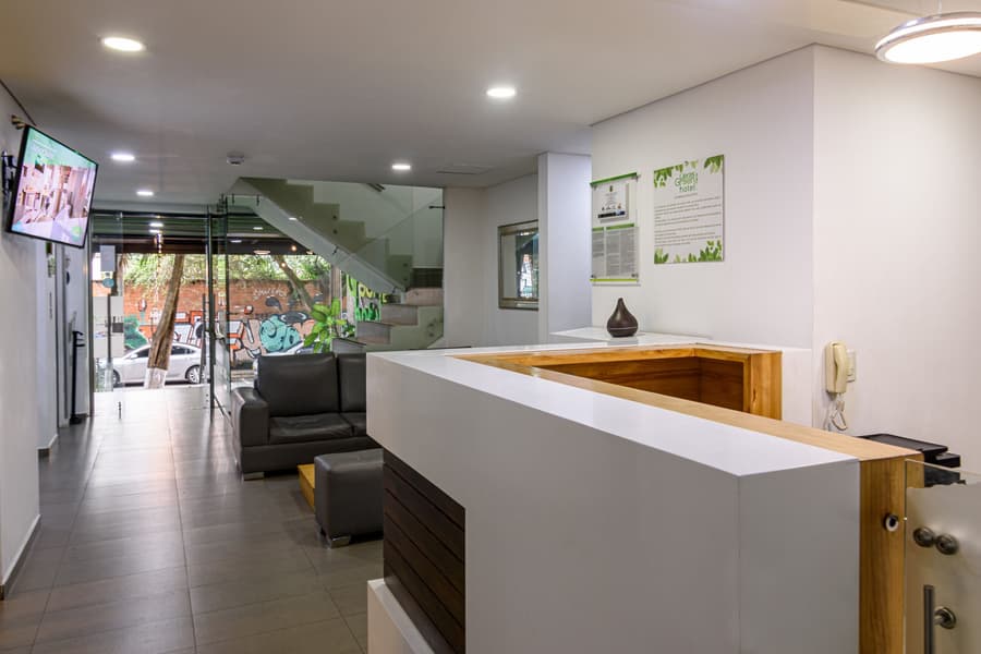 Lleras Green Hotel