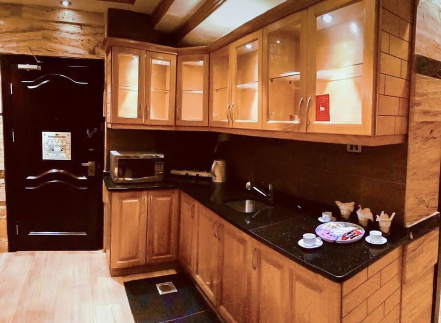 Jad Hotel Suites