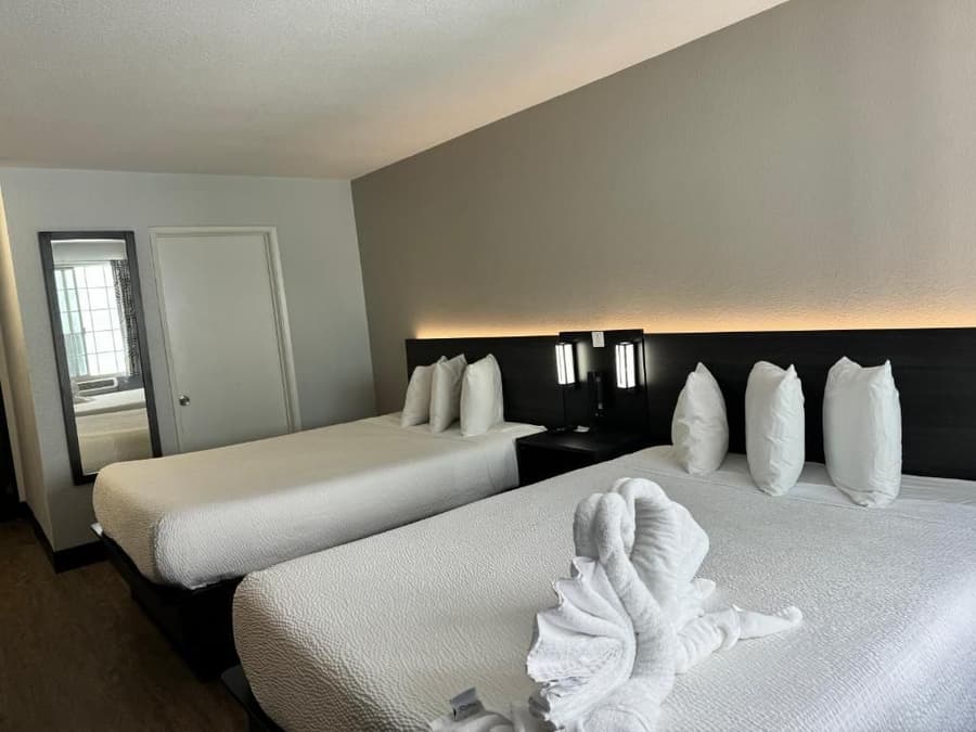 Motel 6 Hollywood