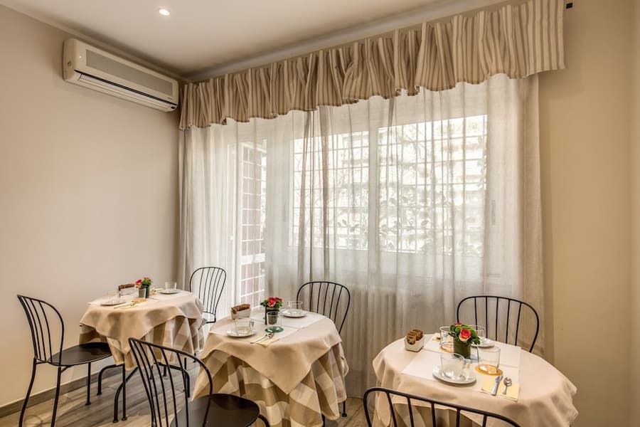 Casa Mia Vaticano Guest House