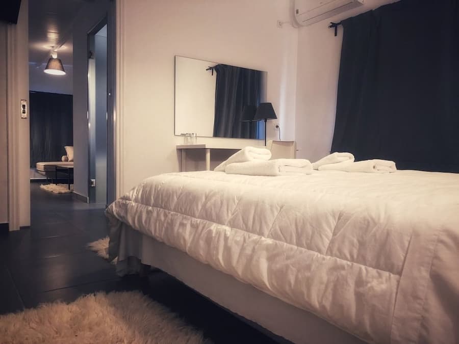 Leonidaion Guest House