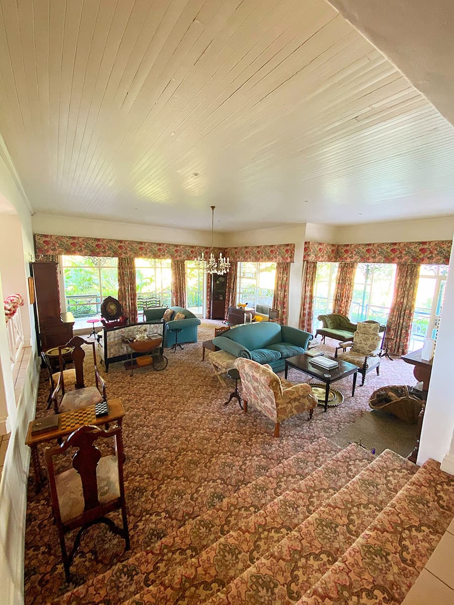 Sherwood's Country House