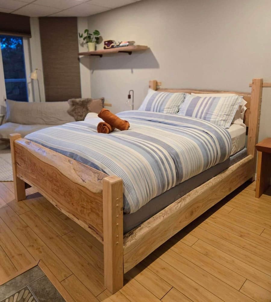 Madeira Park Oceanview Suites