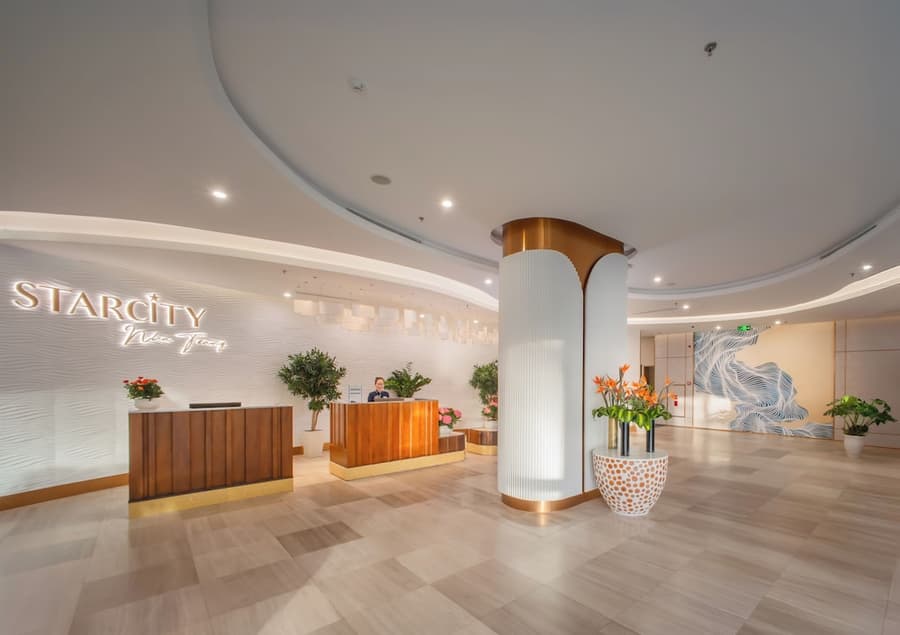 Starcity Bayfront Nha Trang Hotel