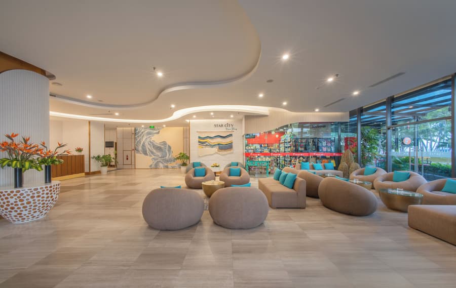 Starcity Bayfront Nha Trang Hotel