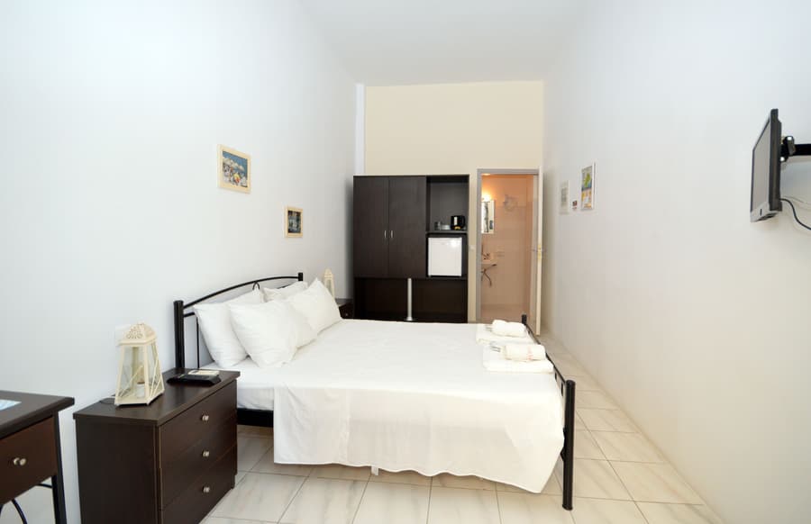 Koukounari Rooms