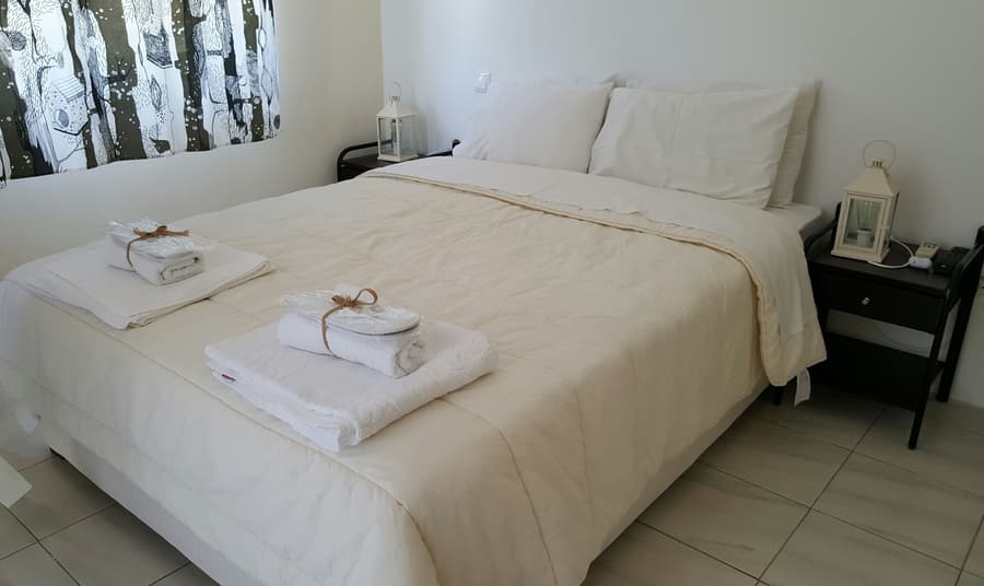 Koukounari Rooms