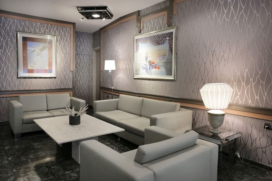 Xenophon Hotel