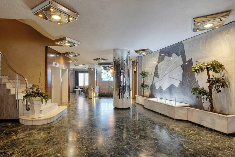 Xenophon Hotel