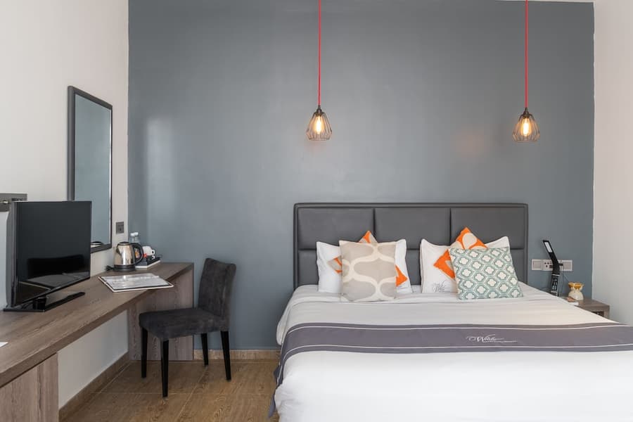 White Boutique Hotel & Residences