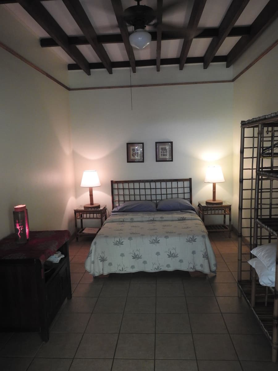 Playa Negra Guesthouse