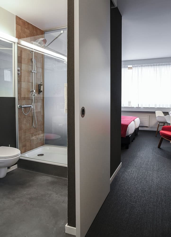 Home Swiss Hotel