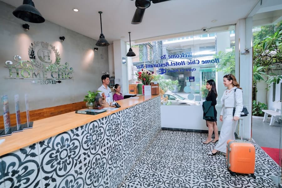 Home Chic Hotel