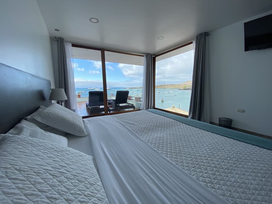 Galapagos Sunset Hotel