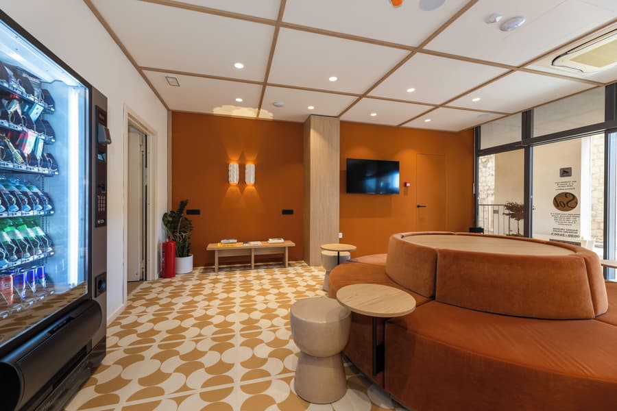 B&B Sol