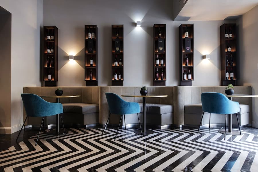 Hotel 87 Eighty seven