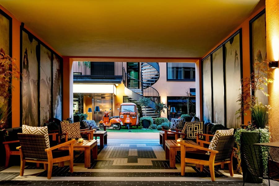 Hotel F6