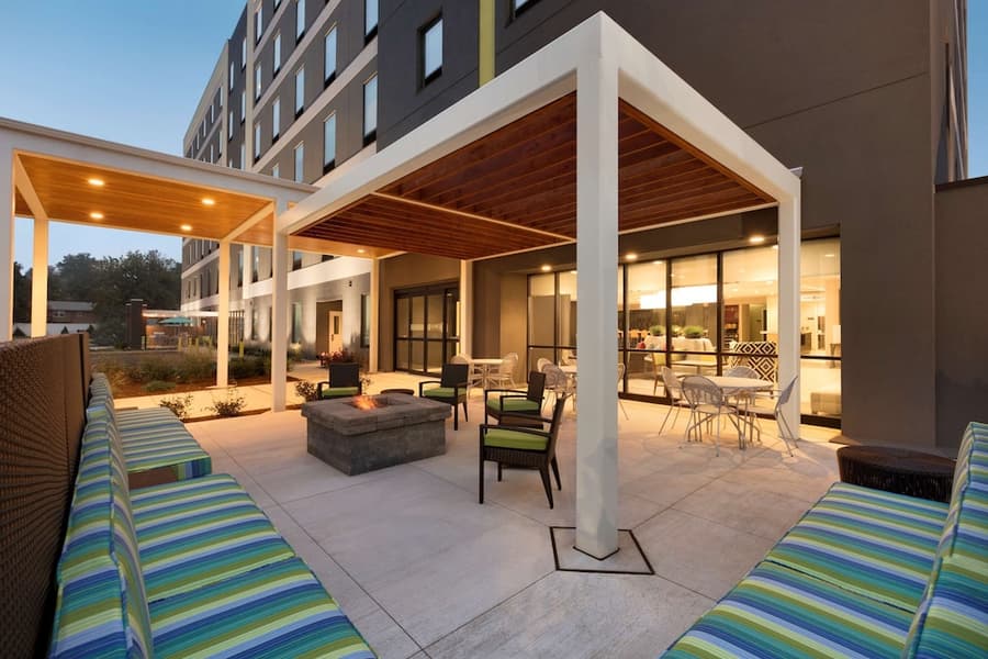 Home2 Suites by Hilton Hasbrouck Heights