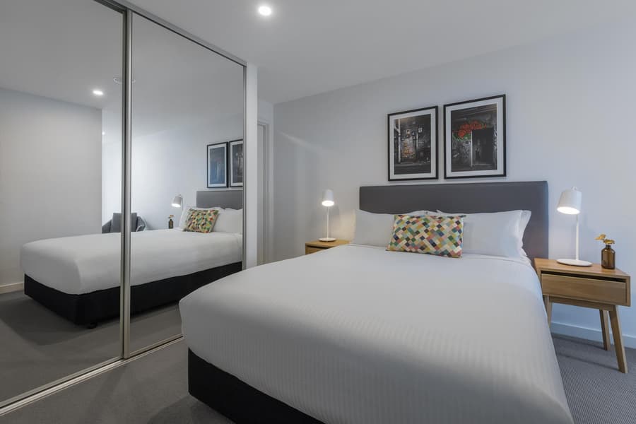 Oaks Melbourne Southbank Suites
