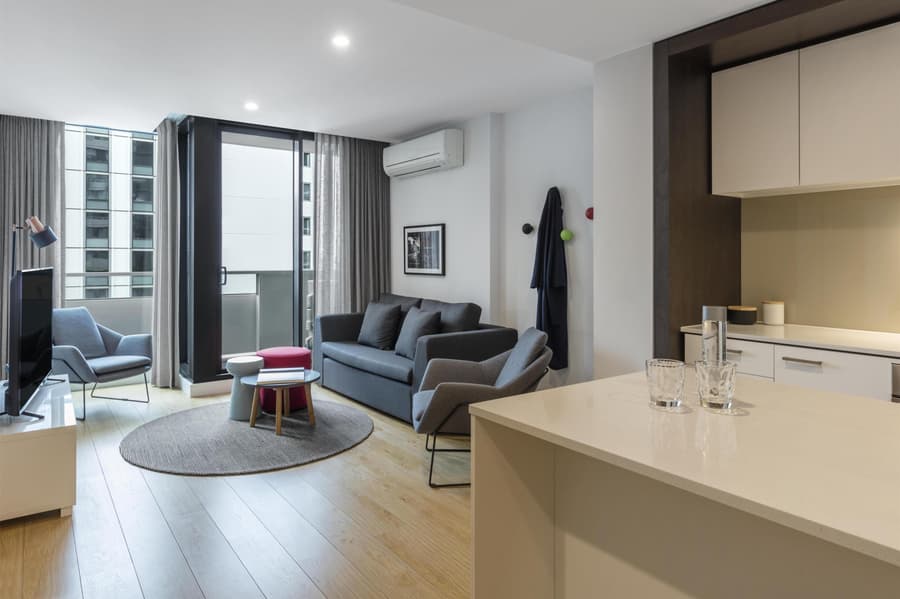 Oaks Melbourne Southbank Suites