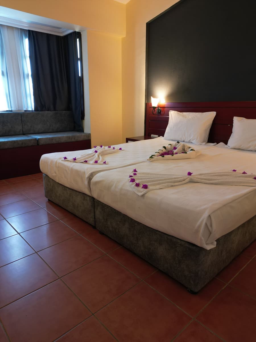 Lemas Suite Hotel