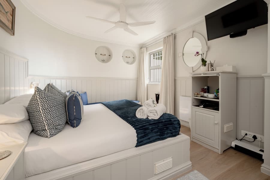 Ocean Watch Guest House